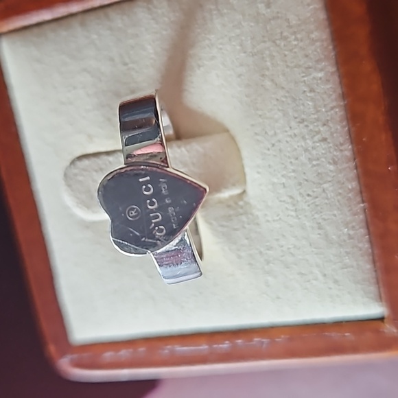 Gucci Heart 925 Sterling Silver Ring - Picture 2 of 5